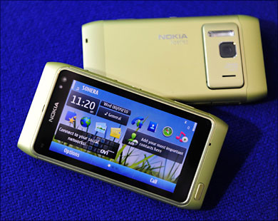 
في الربع الثالث من 2010  كانت نوكيا أكبر شركة من حيث عدد الهواتف المبيعة (رويترز)