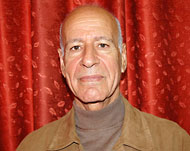 الكاتب والمفكر الفلسطيني توفيق أبو شومر (الجزيرة نت) 