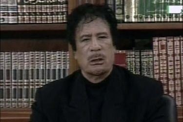 الرئيس الليبي معمر القذافي عبر عن ألمه لخلع الرئيس التونسي زين العابدين بن علي