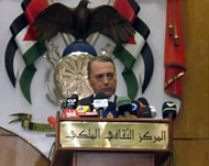 رئيس الوزراء معروف البخيت سيتلقى مطالب عشائر بني صخر حسبما أكد لهم مدير الأمن (الجزيرة-أرشيف)