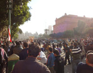 جانب من المواجهات التي وقعت في ميدان التحرير أمس الأربعاء (الجزيرة)