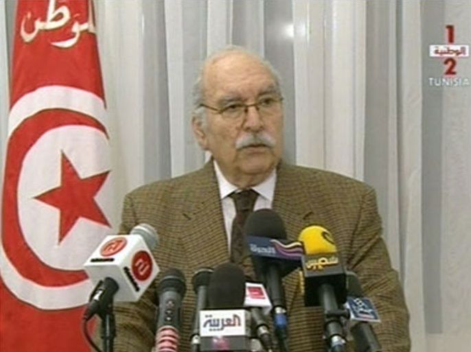 الرئيس التونسي المؤقت فؤاد المبزع يعلن تكليف رئيس الحكومة الجديد