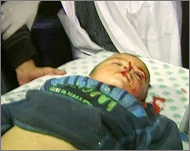 طفل استشهد جراء القصف الإسرائيليعلى غزة يوم الثلاثاء (الجزيرة)