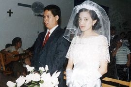 العروسان من تايلندا ديانا وسياشو دال كنيسة العرس في كفركنا
