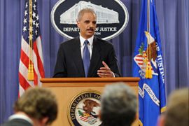 epa02670056 US Attorney General Eric Holder makes a statement on the prosecution of 9/11 conspirators at the Justice Department in Washington DC, USA, 04 April 2011