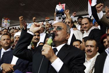 r_Yemen's President Ali Abdullah Saleh speaks to supporters during a rally in Sanaa April 15, 2011. Saleh addressed thousands of supporters on Friday, calling on the opposition