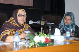 من المحاضرة للدكتورة عالية ماء العينين الاكاديمية المغربية وعضو اتحاد الكتاب المغاربة فى أبو ظبي بعنوان "المرأة فى شعر المرأة".