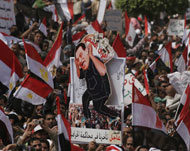مظاهرة مليونية سابقة لمحاكمة مبارك وأعوانه (الجزيرة) 