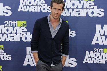 epa Canadian actor Ryan Reynolds arrives for the 2011 MTV Movie Awards at the Gibson Amphitheater at Universal Studies in Universal City, California, USA, 05 June 2011.
