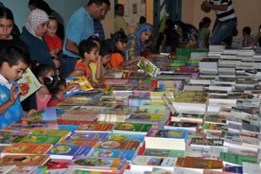 معارض كتب ببلدات الداخل الفلسطيني لتعزيز القراءة وتشجيع على المطالعة بصفوف الأطفال والطلاب