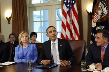 US President Barack Obama (C) speaks during a cabinet meeting in the Cabinet Room at the White House in in Washington, DC, on August 3, 2011