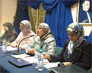 بسيمة الحقاوي تتحدث في ندوة للائتلاف النسائي من أجل ديمقراطية التمثيلية