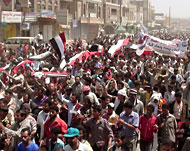 في محافظة الضالع خرج عشرات الآلاف يطالبون بإسقاط نظام صالح (الجزيرة- أرشيف)