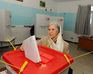 كثير من التونسيين انتخبوا لأول مرة في حياتهم (الفرنسية)