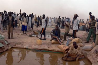 التعدين الأهلي - هل تسد عائدات الذهب فجوة البترول في السودان - عماد عبد الهادي الخرطوم