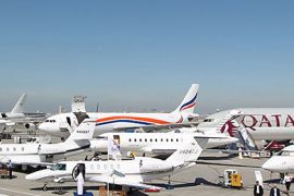 UNITED ARAB EMIRATES : A general view shows on November 14, 2011 the Dubai Airshow, which opened the previous day with some analysts doubting that Gulf carriers, big spenders in recent years, will be doing much big-ticket buying. AFP PHOTO