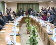 المجلس الاستشاري أكد على لسان رئيسه أن الوقت لا يسمح بتعجيل انتخابات الرئاسة (الجزيرة-أرشيف)