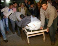 إسرائيل شنت غارات على غزة الثلاثاء أسفرت عن مقتل شخص وإصابة آخرين (الجزيرة)