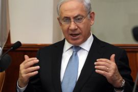 Israeli Prime Minister Benjamin Netanyahu addresses the weekly cabinet meeting at his Jerusalem office on December 4, 2011.