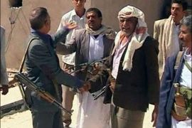 عناصر القاعدة تنسحب من مدينة رداع اليمنية