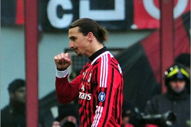 AC Milan's Swedish forward Zlatan Ibrahimovic leaves the pitch after receiving a red card during their Italian Serie A football match between AC Milan vs Napolii at San Siro Stadium in Milan, on February 5, 2012. AFP PHOTO / GIUSEPPE CACACE