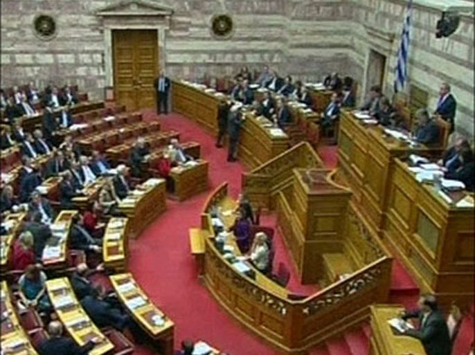 أزمة سياسيه في اليونان بشأن إجراءات التقشف - خالد الأيوبي