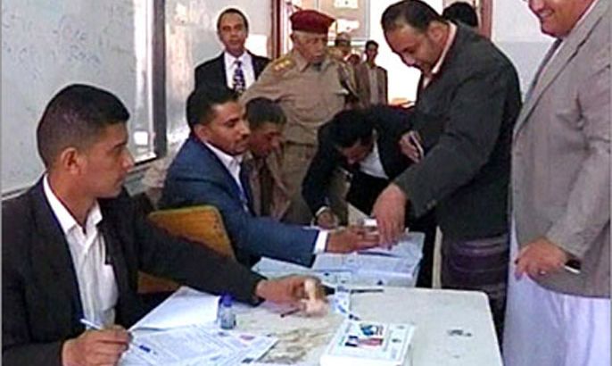 إقبال كبير على مراكز الاقتراع باليمن