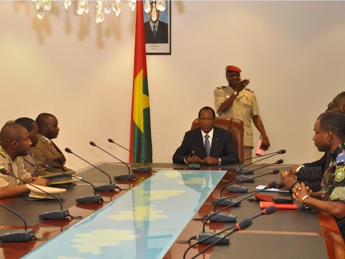 ‪رئيس بوركينا فاسو يقود وساطة أفريقية بشأن مالي‬ (الفرنسية-أرشيف)