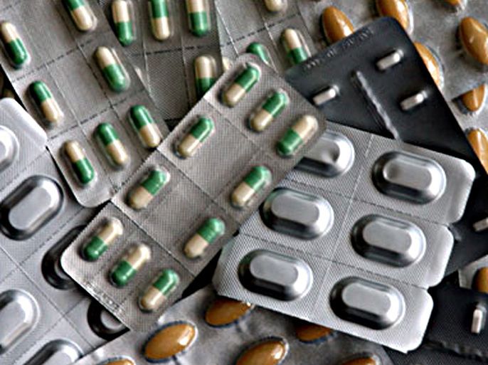 ترفض شركات الأدوية منح تصاريح لإنتاج أدوية أرخص في الدول النامية.