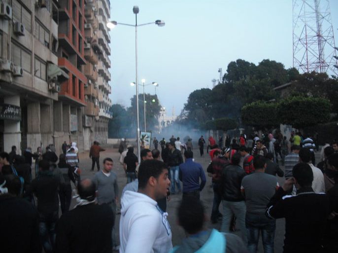 مظاهرات بورسعيد شهدت اشتباكات مع الجيش وانتهت بقتيل وعدة مصابين ومعتقلين