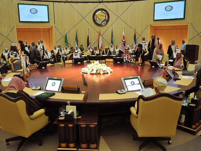 ‪وزراء خارجية مجلس التعاون الخليجي خلال اجتماعهم أمس بالرياض‬ (الفرنسية)