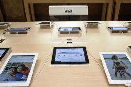 A photo taken on March 16, 2012 shows the new iPad 3 displayed in an Apple store in Paris during the launch in France of Apple's third generation tablet
