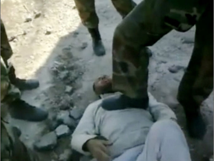‪التعذيب يمارس كسياسة ممنهجة بسوريا‬ (الجزيرة)