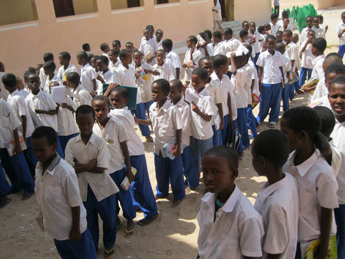 يقدر عدد المدارس التي تدرس مناهجها بالعربية في الصومال بـ70% (الجزيرة)