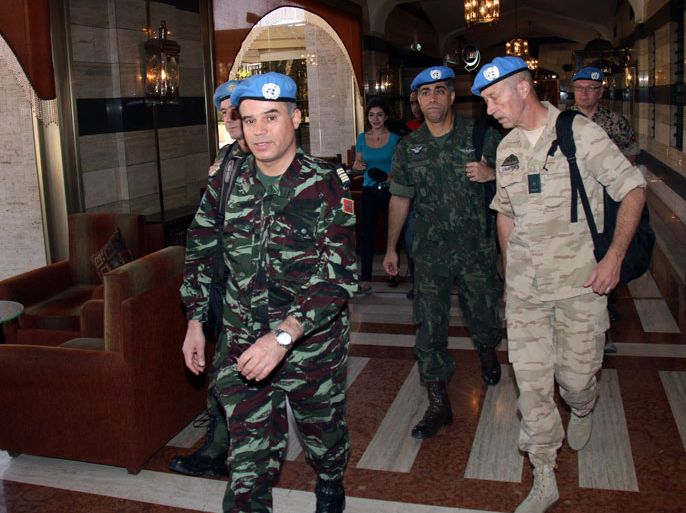 UN observers leave the Sheraton Hotel in Damascus, Syria on 16 April 15, 2012. The six-man team, according to International envoy Kofi Annans spokesman, arrived in Damascus late 15 April to monitor Syrias four-day-old cease-fire. The team is led by Moroccan Colonel Ahmed Himmiche, and the remaining 25 observers are expected to arrive here days from now. EPA/STRINGER