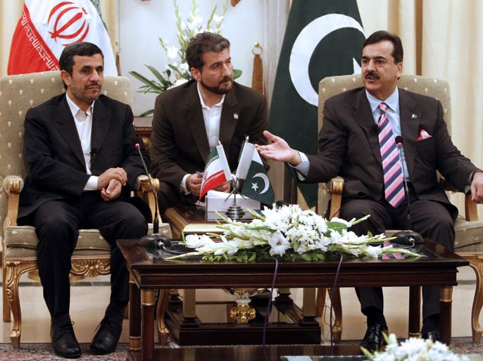 epa03108701 Iranian President Mahmoud Ahmadinejad (L) attends a meeting with Pakistan's Prime Minister Yusuf Raza Gilani (R) during their meeting in Islamabad, Pakistan, 16 February 2012. Iranian President Mahmoud Ahmadinejad and Afghan President Hamid Karzai arrived on 16 February in Islamabad for a summit with Pakistan's leader that was expected to focus on regional security and peace talks in Afghanistan. Ahmadinejad would also hold meetings with Pakistani leaders focusing on a multibillion-dollar Iran-Pakistan gas pipeline project, which faces strong opposition from the United States, which has placed sanctions on Iran over its nuclear programme. EPA/T. MUGHAL