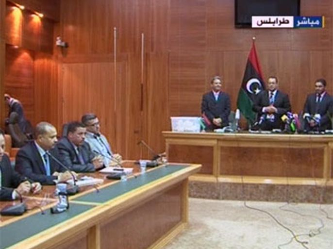 المجلس الوطني الإنتقالي في ليبيا يصوت على اخيتار أول رئيس للحكومة الليبية بعد الثورة (الجزيرة)
