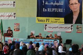 epa03186201 Louisa Hanoune (L), General Secretary of the Algerian Workers Party and candidate for the upcoming parliamentary elections addresses supporters during her electoral campaign in Blida city, 50 km South of Algiers, Algeria, 17 April 2012. Algerian parliamentary election campaigns start on 15 April and will end on 06 May. The Interior Ministry said 44 parties and 211