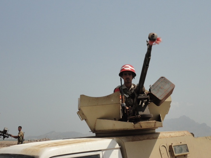 صورة لنقطة عسكرية يمنية بمدينة عدن جنوب اليمن(الجزيرة)