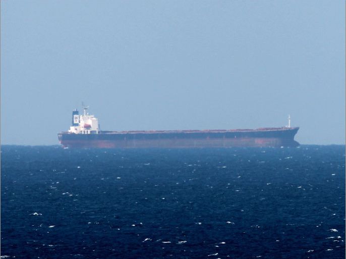 epa03078191 (FILE) A file picture dated 15 January 2012 shows an Oil tanker in the Strait of Hormuz from Khasab, Oman on 15 January 2012. Reports state on 25 January 2012 that the International Monetary Fund (IMF) has warned of a 20-30 per cent oil price rise if Iranian exports are disrupted due to financial sanctions on Iran imposed by the West. EPA/ALI HAIDER