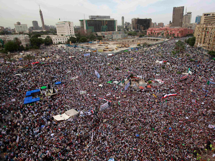 ‪المرزوقي يرى أن مصر مؤهلة أكثر من غيرها للانفجار القادم‬ (رويترز-أرشيف)