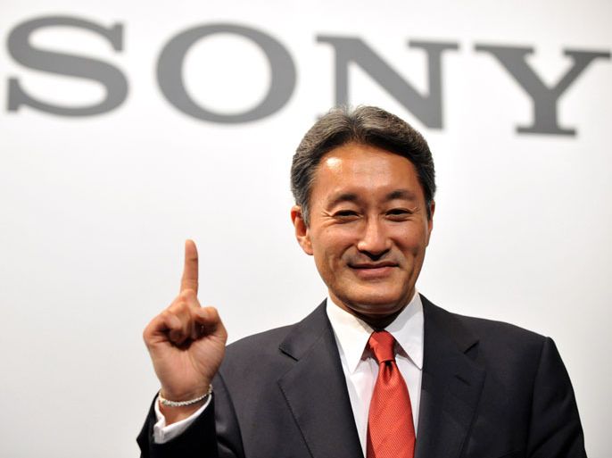 Sony president Kazuo Hirai poses during a photo session after a press briefing to announce his plans to turn around the iconic firm at the company's headquarters in Tokyo on April 12, 2012. Sony said it would cut about 10,000 jobs in the fiscal year ended March as the struggling electronics and entertainment giant moves to stem massive losses. AFP PHOTO / KAZUHIRO NOGI