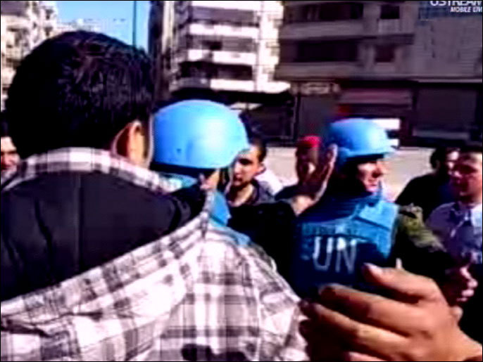 المراقبون الدوليون في حمص قالوا إنهم استمعوا إلى جميع الأطراف (الجزيرة)