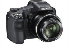 كاميرا رقمية مدمجة من سوني
