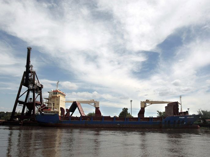 epa03146846 (FILE) A file photograph dated 11 February 2010 shows a general view of the ship 'Thor Leader' at the Campana port, 60 km north of Buenos Aires, where it arrived on 04 February, Buenos Aires, Argentina. Reports on 16 March 2012 state that Britain has responded to Argentina's threats of legal action over oil exploration off the Falkland Islands, saying its behaviour amounts to 'illegal intimidation'. Argentinian Foreign Minister Hector Timerman had said there would be 'administrative, civil and criminal' penalties against companies drilling off the British territory, over which Argentina claims sovereignty. British Prime Minister David Cameron has said that Britain will 'continue to protect and defend' the islands. EPA/CEZARO DE LUCA Local Caption 00000402026317