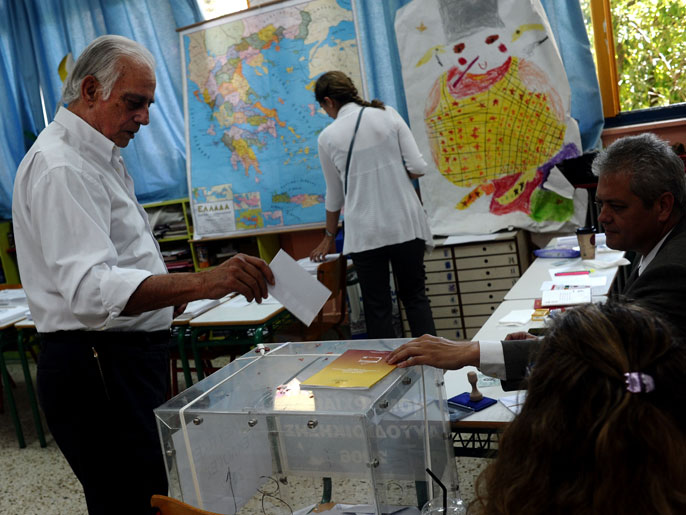 أكثرية الناخبين اليونانيين صوتوا في السادس من الشهر الجاري ضد التقشف وزيادة الضرائب(الفرنسية-أرشيف)