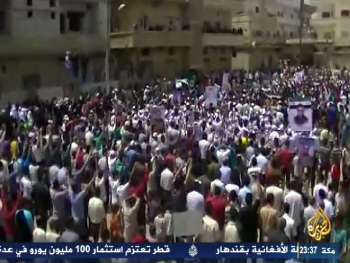 ‪مظاهرات متجددة تطالب برحيل الأسد‬ (الجزيرة)