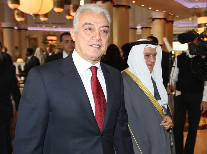 epa02506709 Abbas Naqi (R), Secretary General of the Organisation of Arab Petroleum Exporting Countries (OAPEC) and Egyptian Sameh Fahmi, (L) arrive for the opening of the 85th annual meeting Ministers of the Organization of Arab Petroleum Exporting Countries (OAPEC) on 25 December 2010 in Cairo. The meeting will review performance of the General Secretariat concerning oil, energy and environment protection. The ministers will also ratify the report drawn up by the financial auditor on the 2011 balance sheet. EPA/KHALED EL FIQI