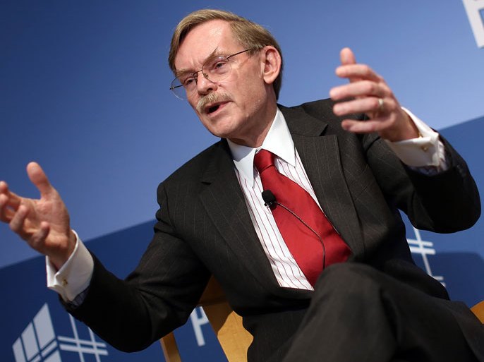 Washington, District of Columbia, UNITED STATES : WASHINGTON, DC - JUNE 14: World Bank President Robert Zoellick speaks at the Peterson Institute for International Economics June 14, 2012 in Washington, DC. Zoellick spoke on a range of global economic and foreign policy issues during his remarks and a question and answer session. Win McNamee/Getty Images/AFP== FOR NEWSPAPERS, INTERNET, TELCOS & TELEVISION USE ONLY ==