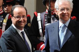 epa03264655 Italian Prime Minister Mario Monti (R) greets French President Francois Hollande (L) at Palazzo Chigi in Rome, Italy, 14 june 2012. Both dignitaries will discuss matters related regional growth and debt management, and will talk about the important Rome summit between Italy, France, Germany and Spain, to be held on 22 June, plus the EU leaders meeting in Brussels next 28 and 29 June. EPA/ETTORE FERRARI